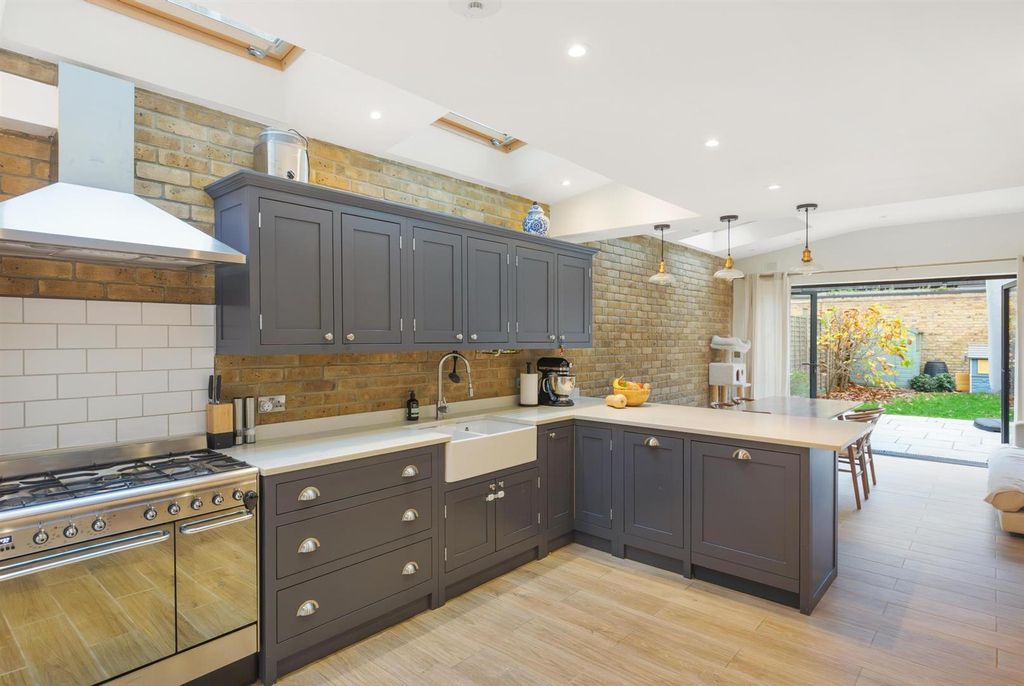 Property photo 2 of 18 386B1965.Jpg