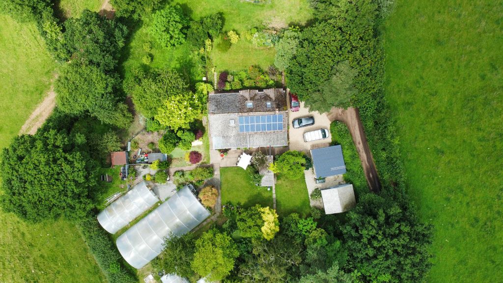 Property photo 2 of 43