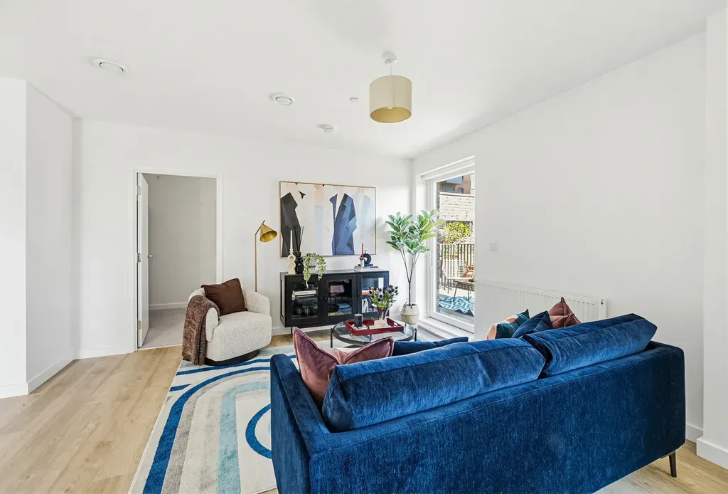 Property photo 3 of 9