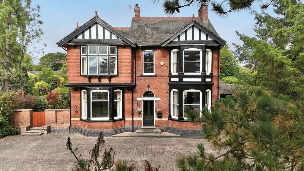 Property photo 1 of 50