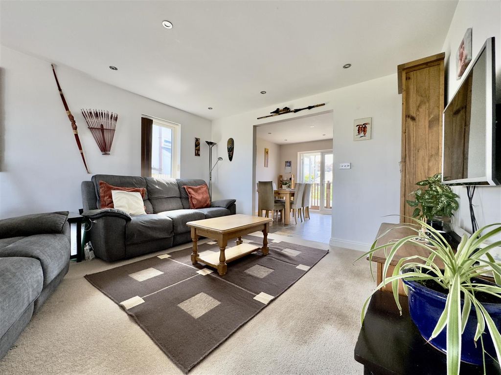 Additional image 11 of 4 bed end terrace house for saleLiskey Hill Crescent, Perranporth TR6