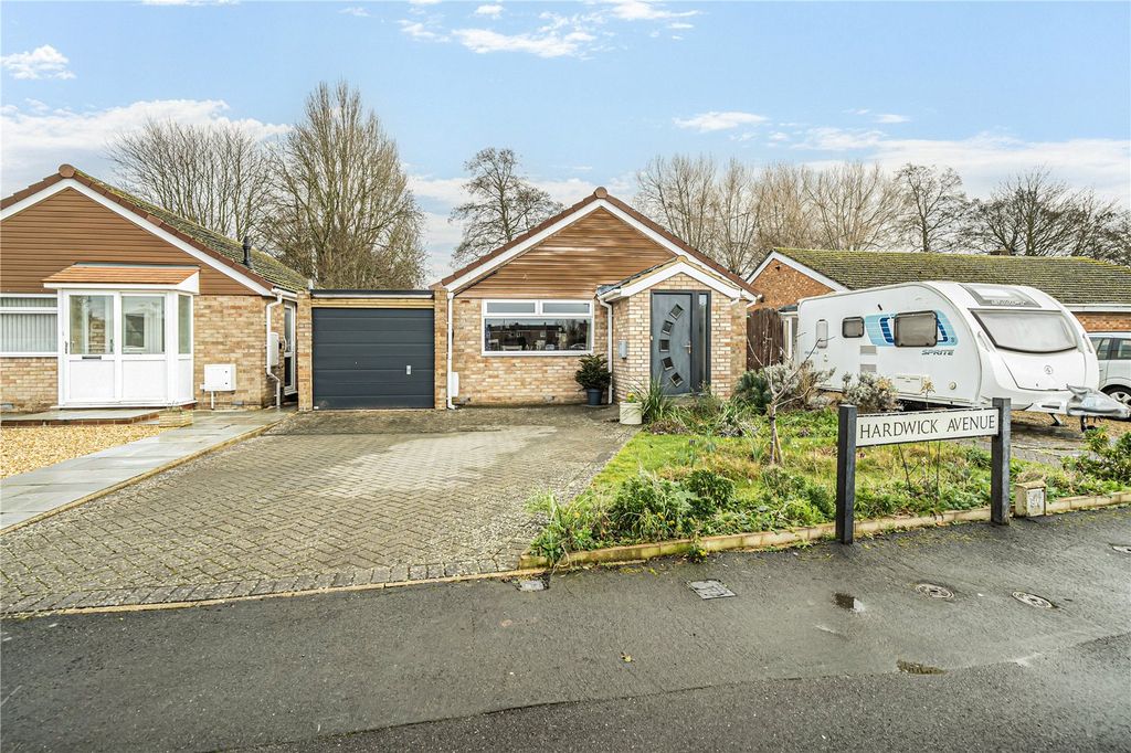 Property photo 1 of 20 External