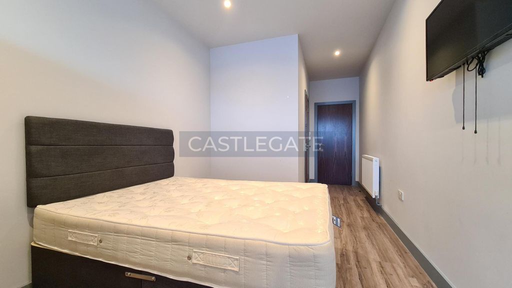 Property photo 3 of 7 Room 56, Renaissance Works, 105 New Street, Huddersfield, HD1 2As (2)