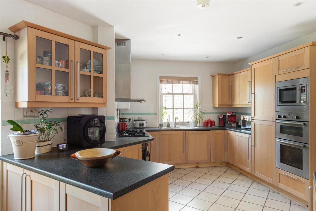 Property photo 3 of 34 9O2A3193-Hdr-Enhanced-Nr.Jpg