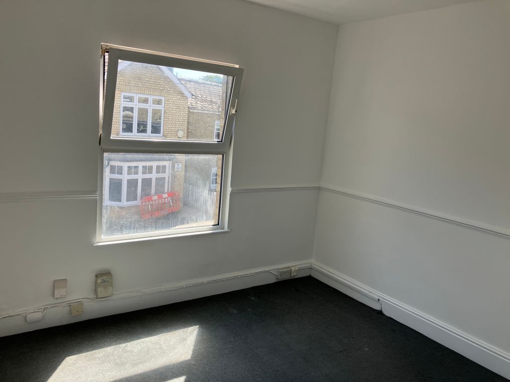 Property photo 2 of 2