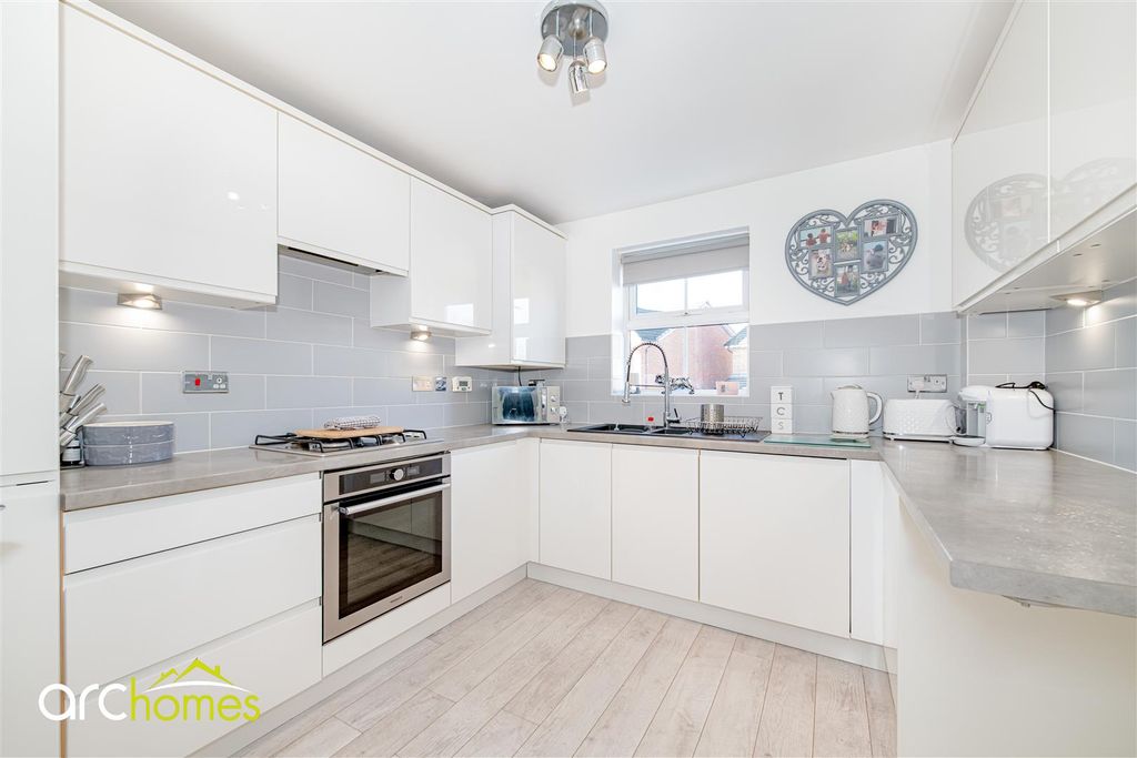 Property photo 2 of 26 Ashwood-1.Jpg