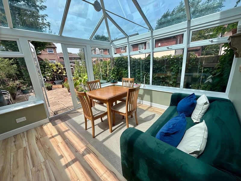 Property photo 3 of 14 Conservatory