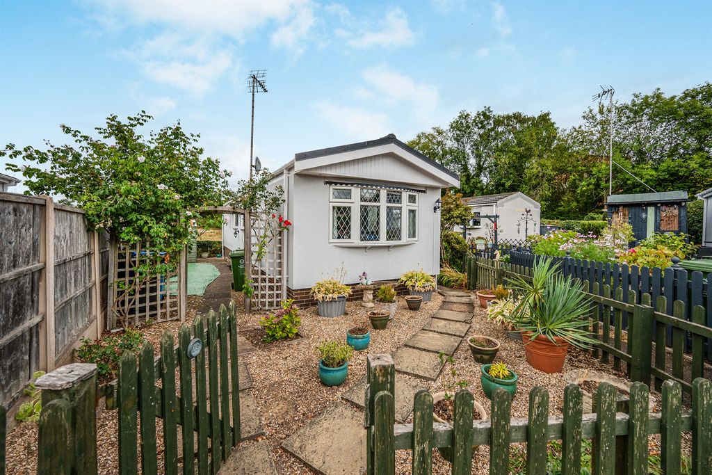Property photo 1 of 14
