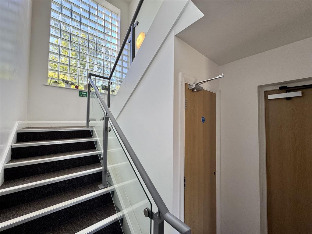 Property photo 2 of 23 Communal Reception Hall And Staircase