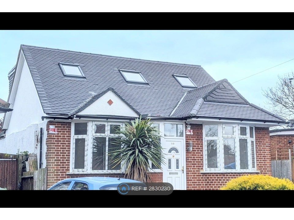 Property photo 2 of 23