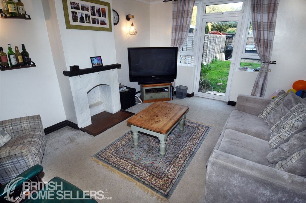 Property photo 2 of 12 Picture No. 10