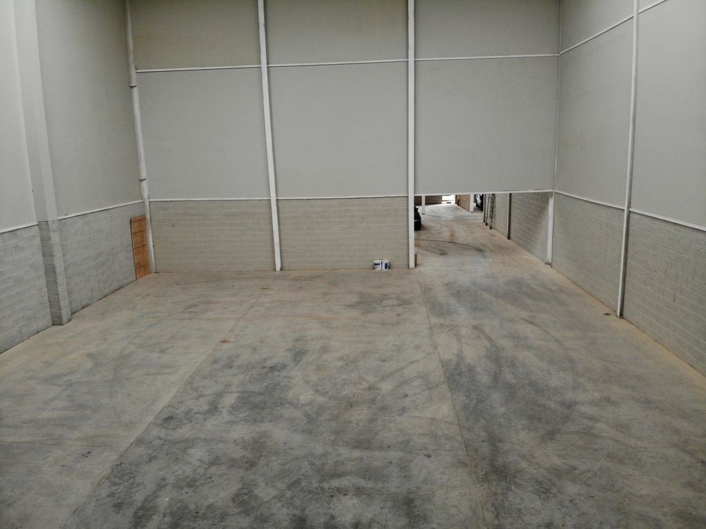 Property photo 3 of 6 Internal 2