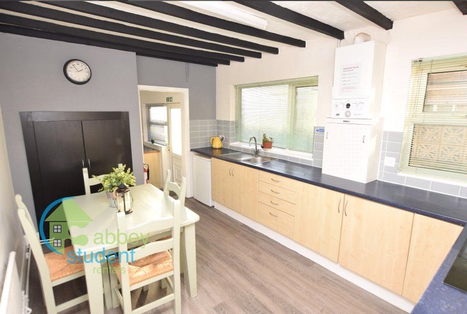 Property photo 2 of 10 Picture No. 08