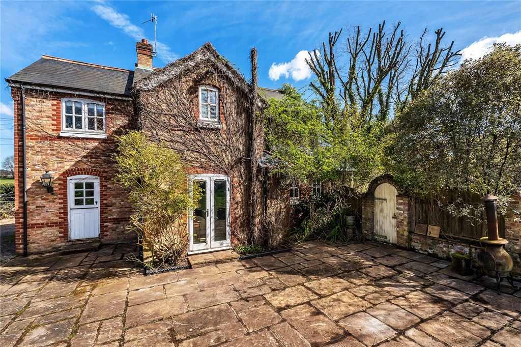 Property photo 1 of 20 External