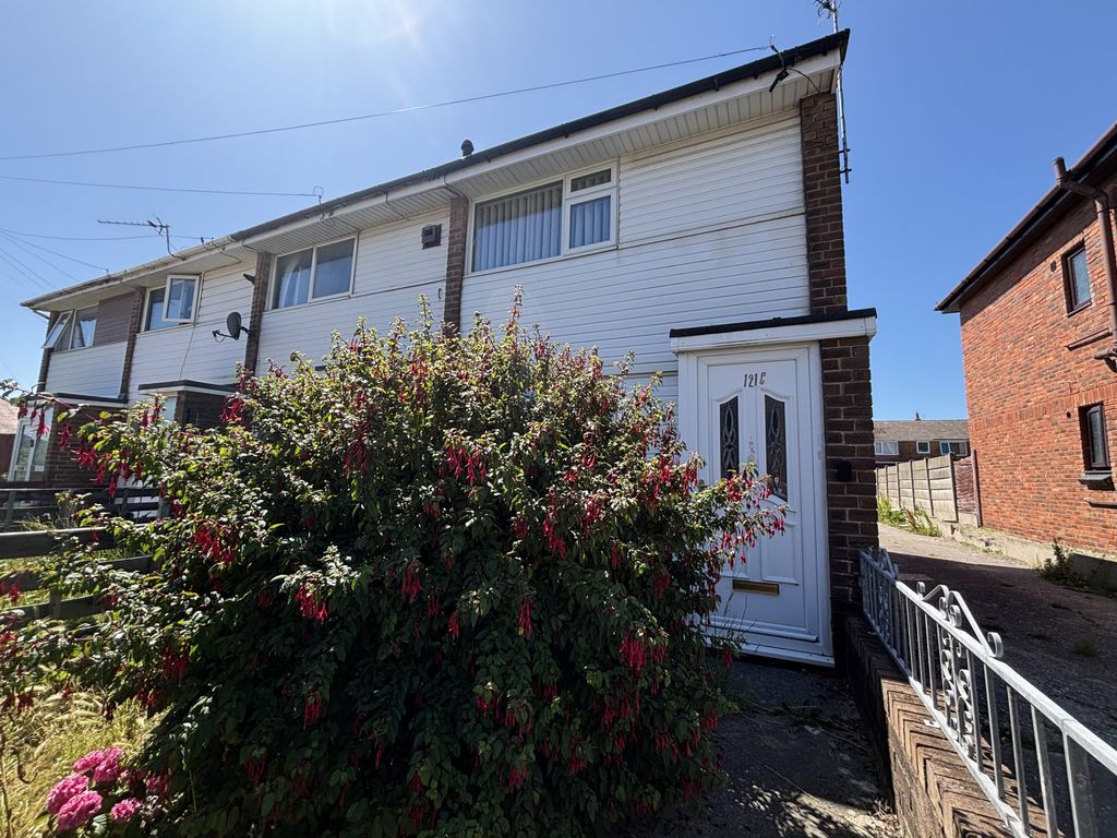 Property photo 1 of 8