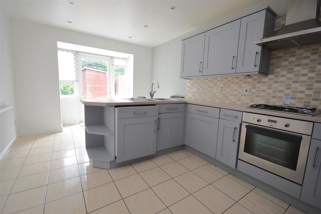 Property photo 3 of 17 3.Jpg