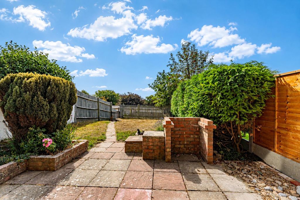 Property photo 2 of 28 34A8c45c-E969-442c-B244-4c8c6ee6d645.Png