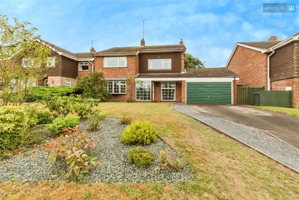 Property photo 2 of 26 Picture No. 32