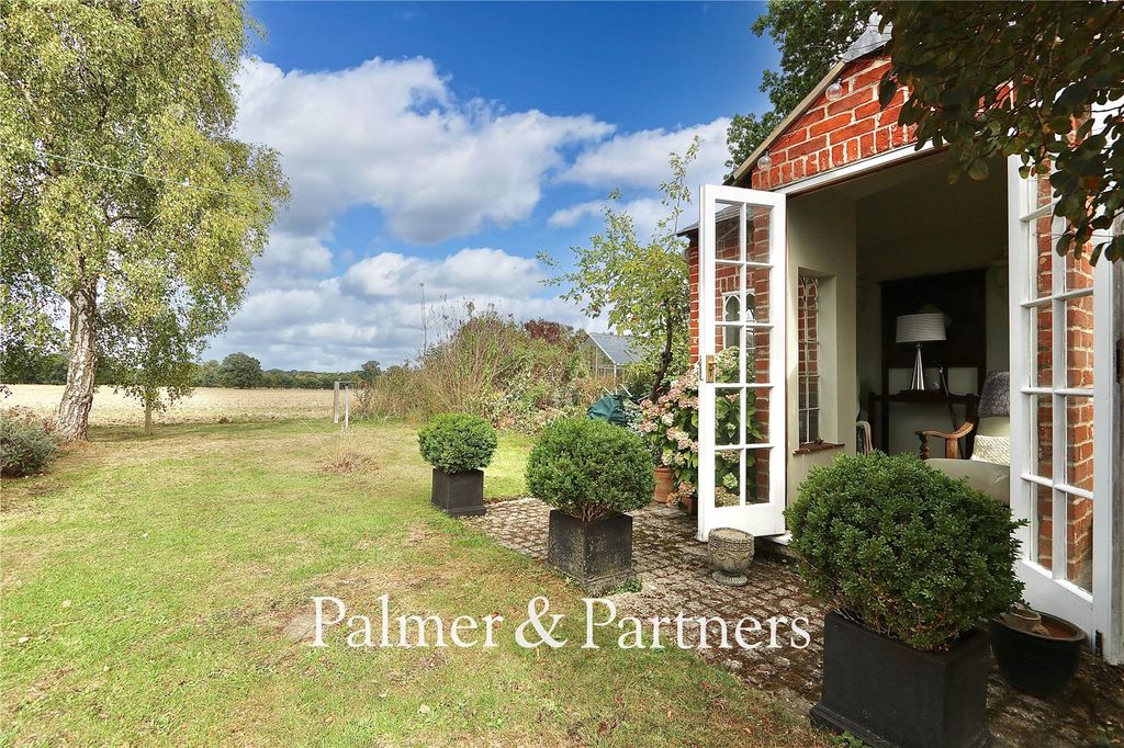 Property photo 3 of 44 Picture No. 05