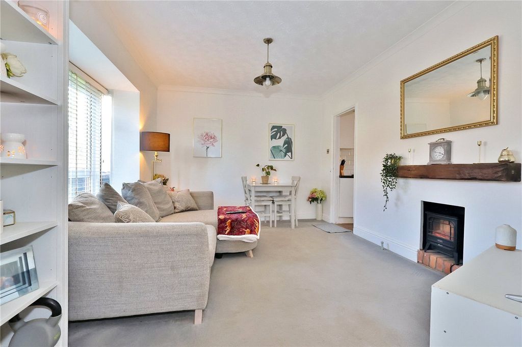 Property photo 2 of 17 Picture No. 02