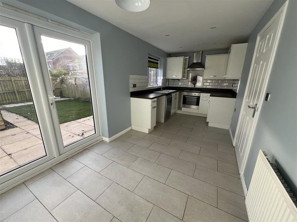 Property photo 2 of 13 Img_9131.Jpg