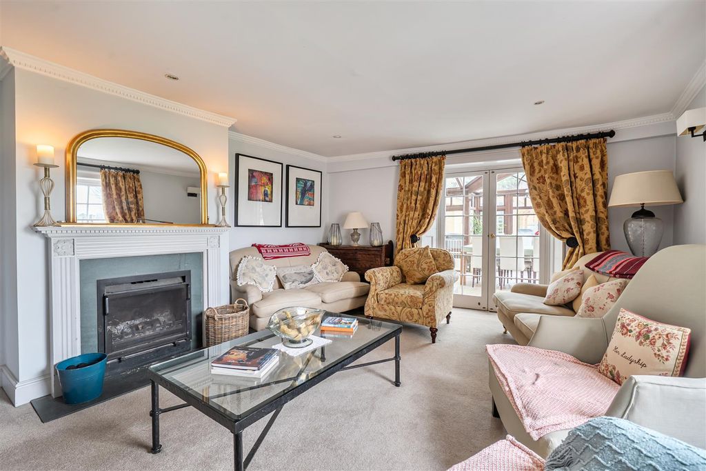 Property photo 2 of 22 1405854-3-697B9529Cf62d.Jpg