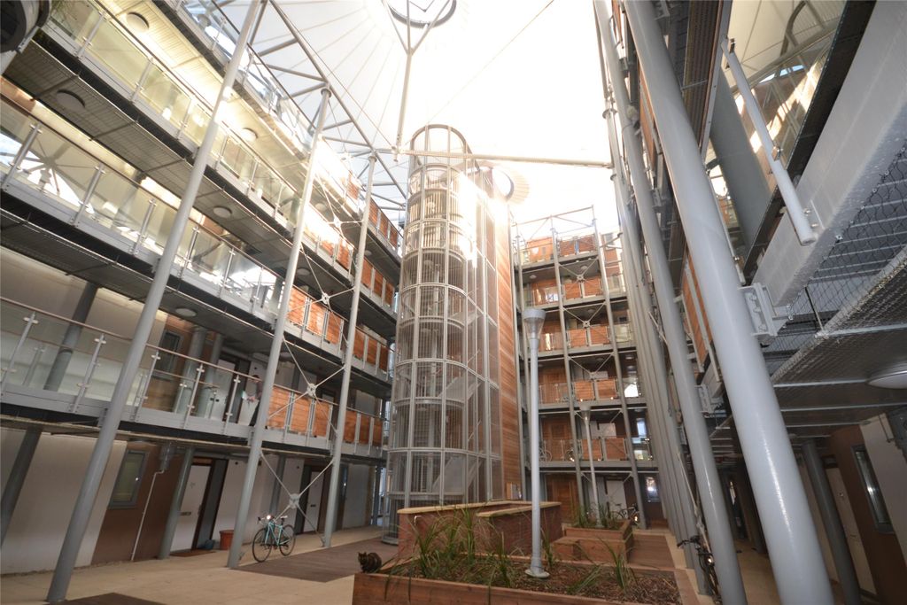 Property photo 1 of 7 Atrium