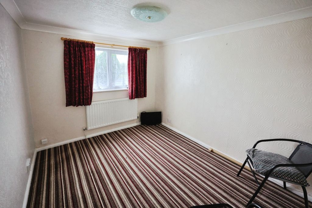 Property photo 3 of 14 Pbox-Img.Jpg