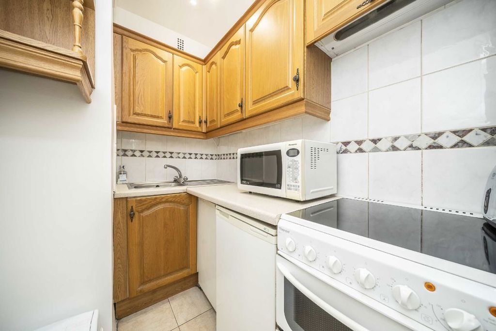 Property photo 3 of 4