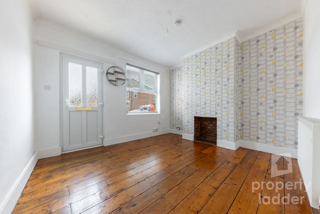 Property photo 3 of 15 Pl-9