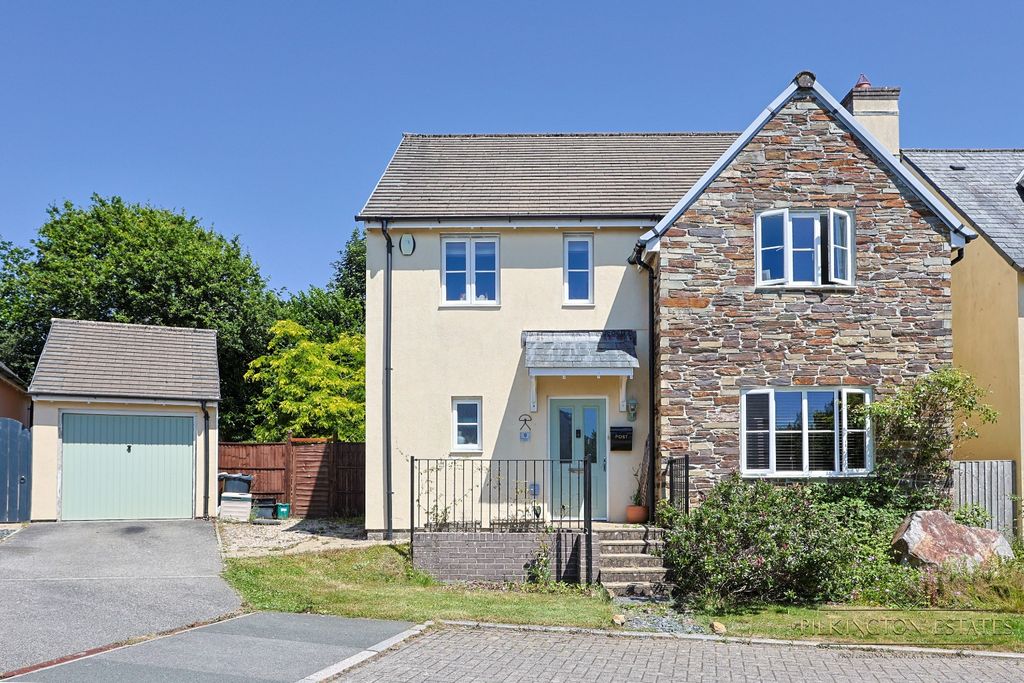 Property photo 1 of 20 4340021