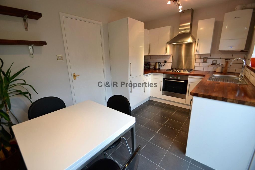 Property photo 2 of 12 Gallery