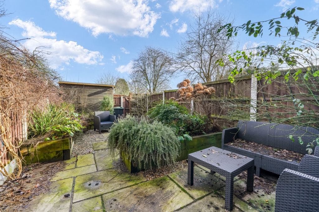 Property photo 3 of 11 Picture No. 15