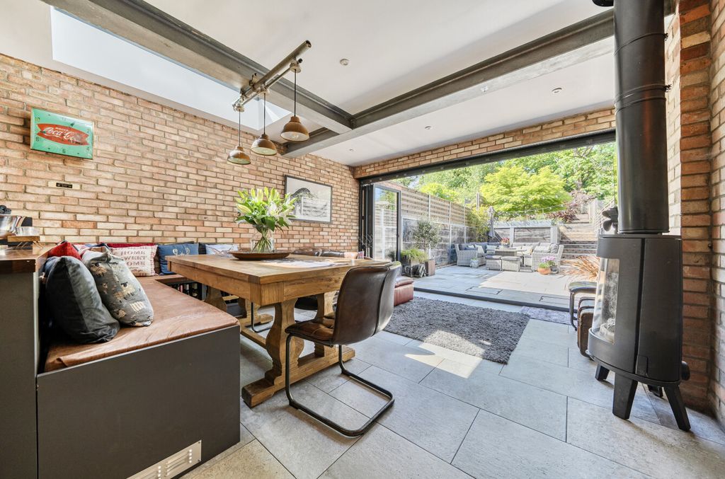Property photo 3 of 13 1433843 (11)