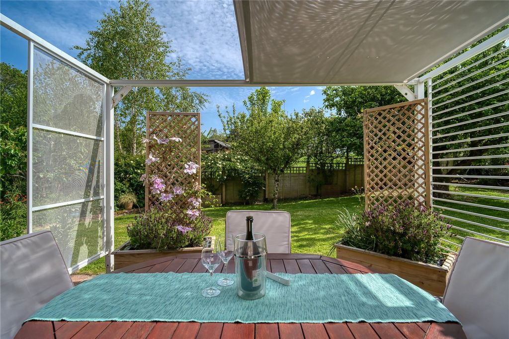 Property photo 2 of 31 Picture No. 02
