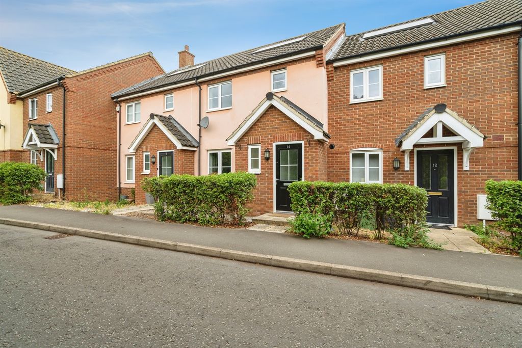 Property photo 1 of 16