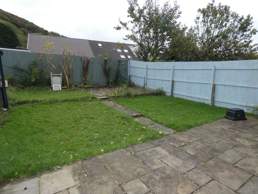 Property photo 3 of 22
