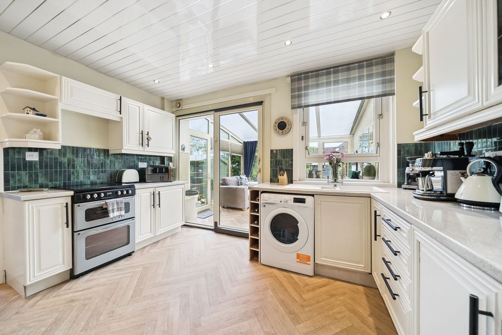 Additional image 5 of 3 bed semi-detached house for saleGlen Crescent, Yoker, Glasgow G13