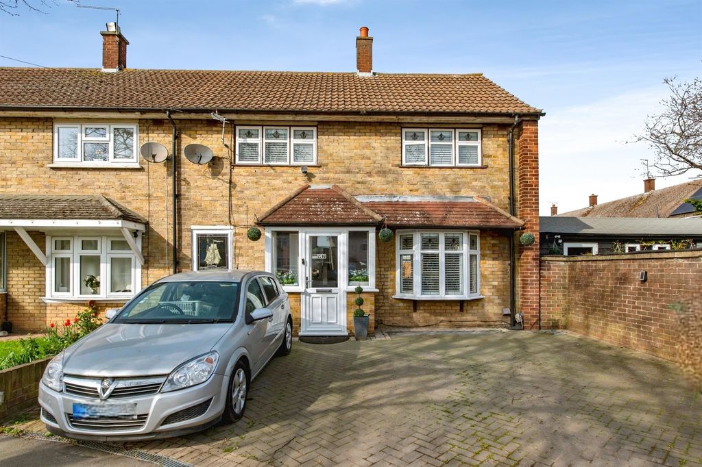 Property photo 1 of 20