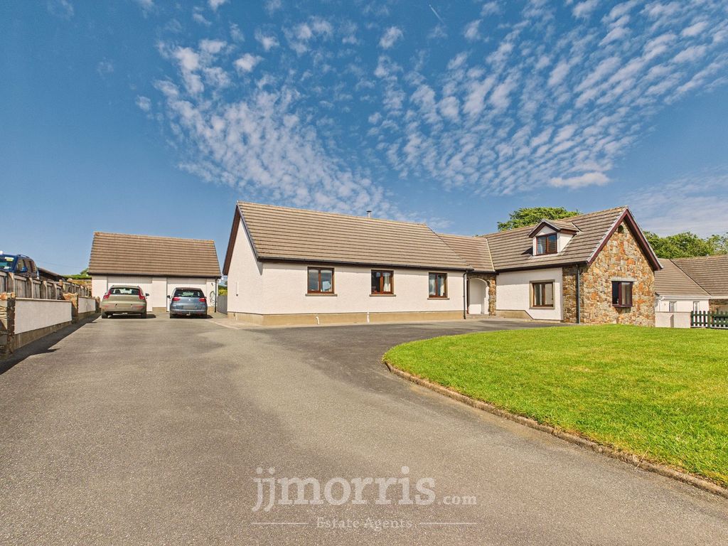 Property photo 1 of 36
