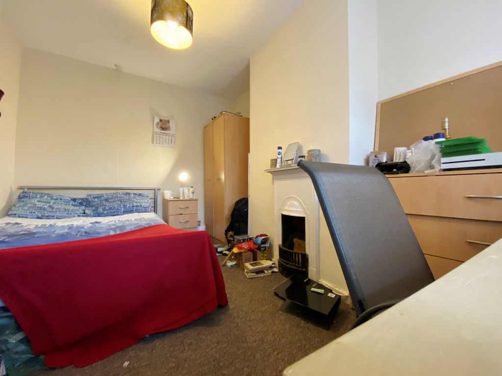 Property photo 3 of 8