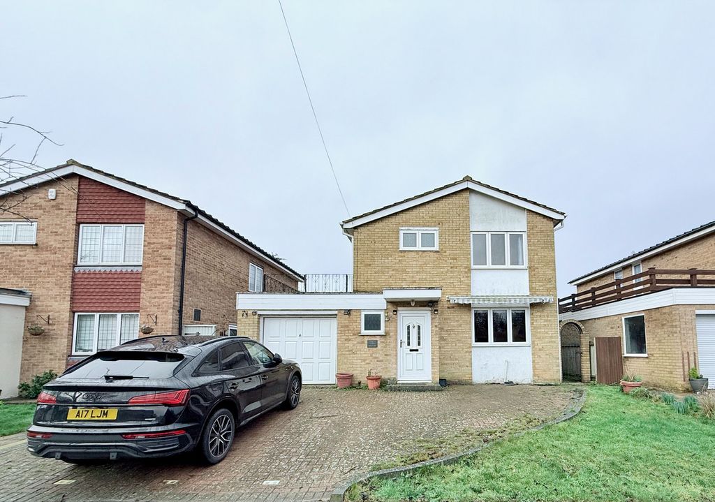 Property photo 1 of 24
