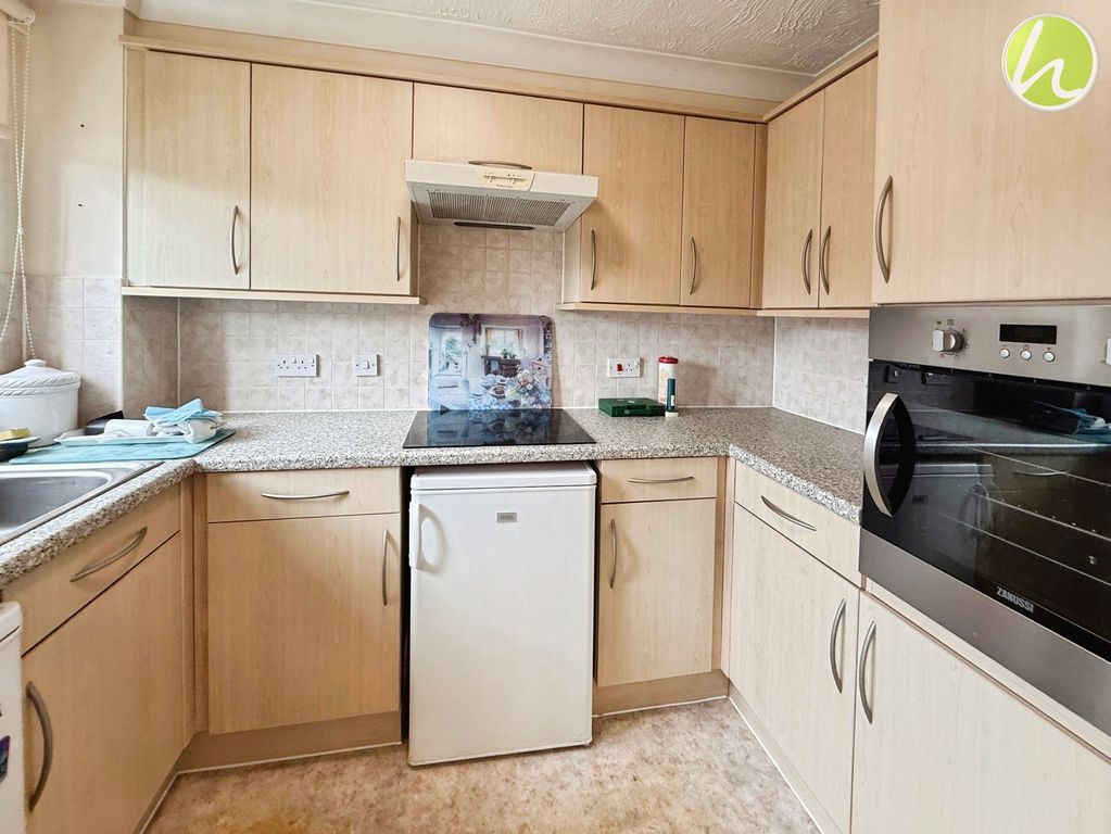 Property photo 3 of 15