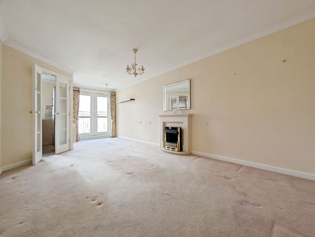 Property photo 2 of 9 Photo 8