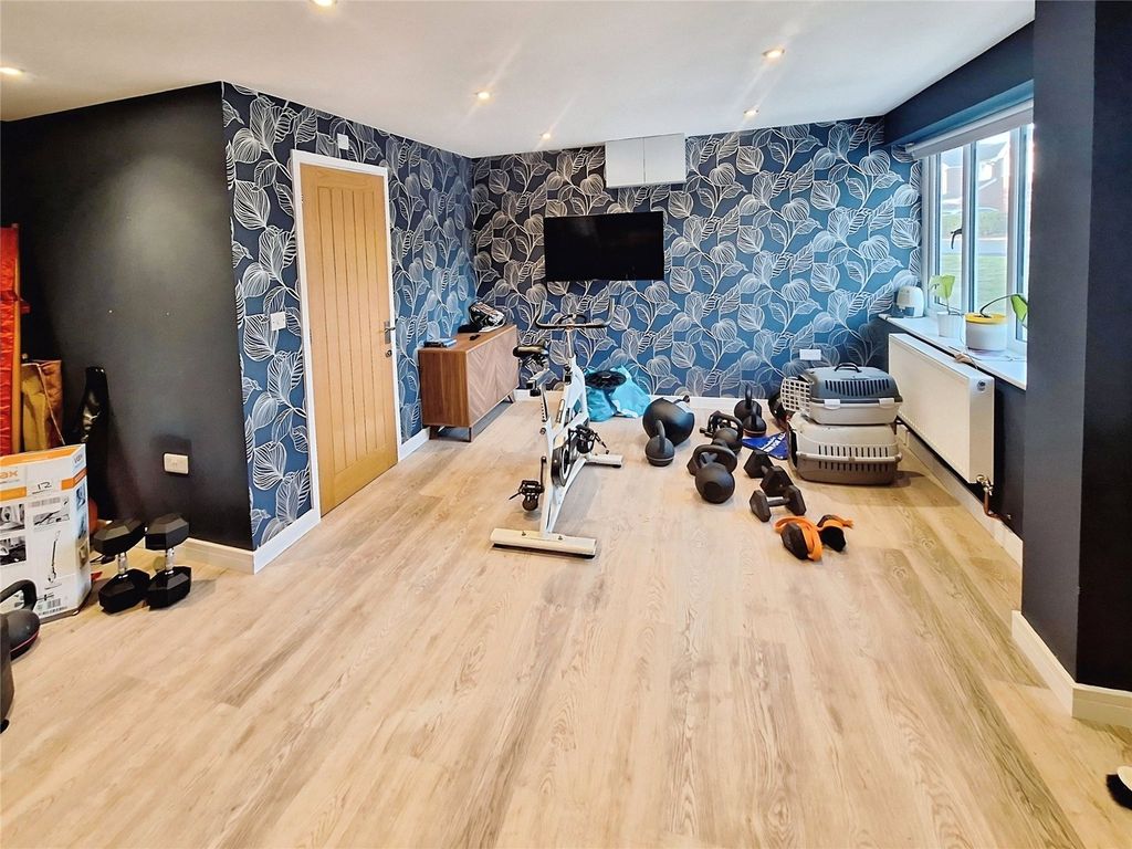 Property photo 3 of 13 Sittnig Room