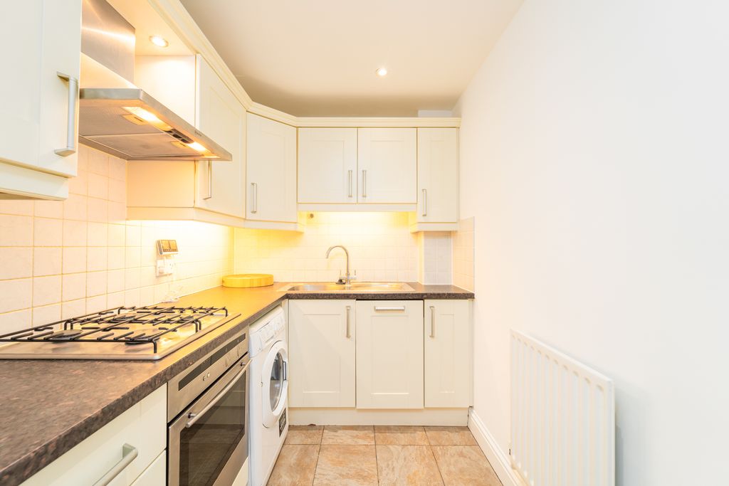 Property photo 3 of 9 Mba00838-Edit-2
