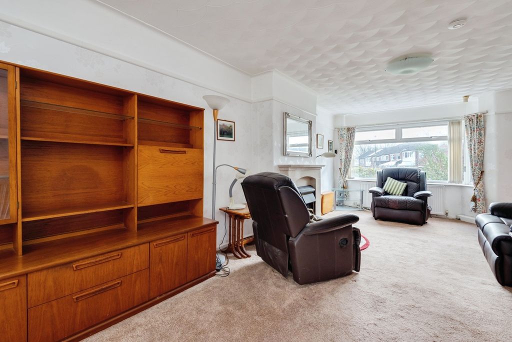 Property photo 3 of 20 Pbox-Img.Jpg