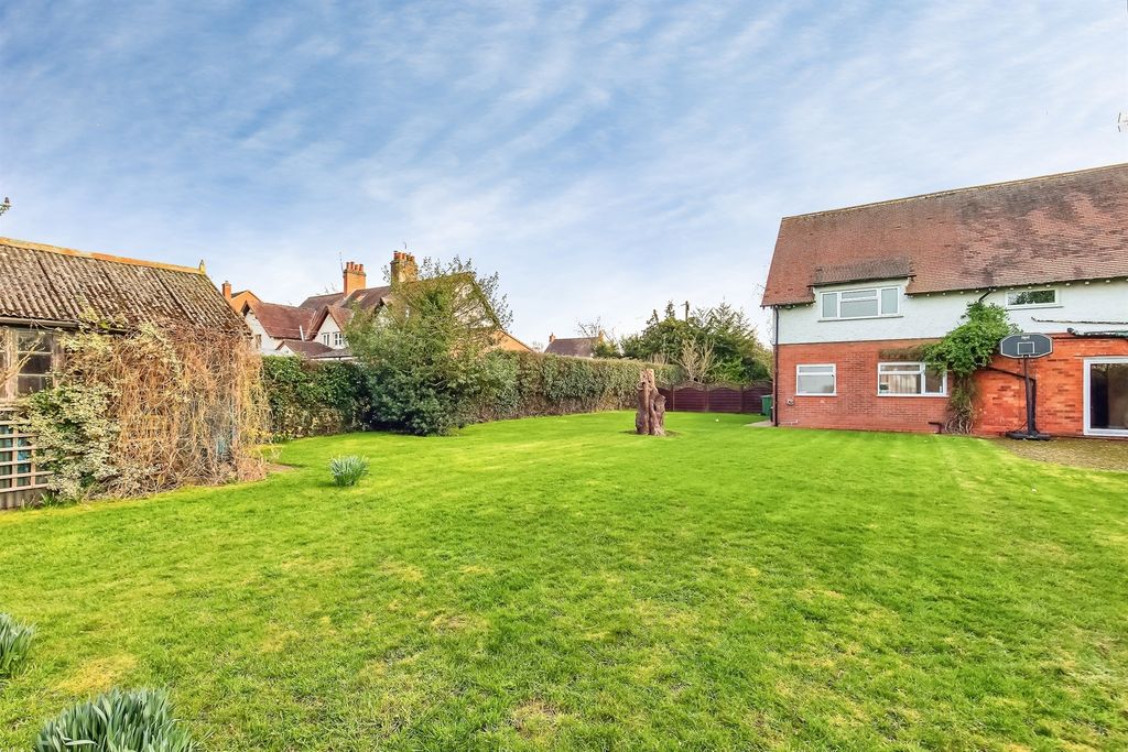 Property photo 1 of 24