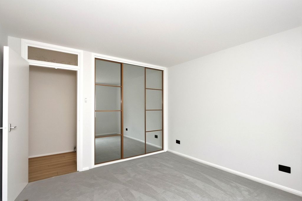 Property photo 2 of 14 Picture No. 08