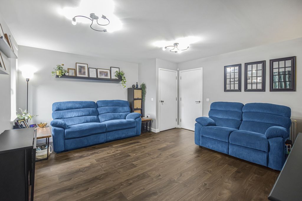Property photo 1 of 20 1000220797.Jpg